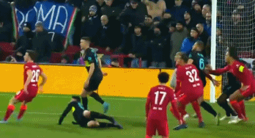 痛失好局，58岁老将三浦知良效力球队面临降入日本地区联赛风险